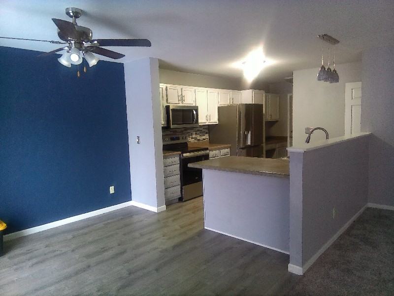 1103 Autumn Dr - Photo 5 of 17