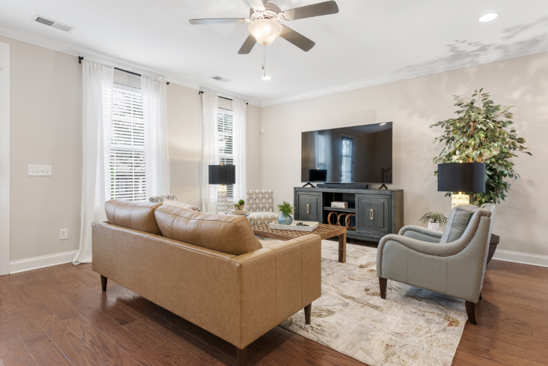 353 Cornelius Way - Photo 5 of 16