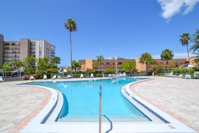 7420 Bay Island Dr S #180 - Photo 3 of 7