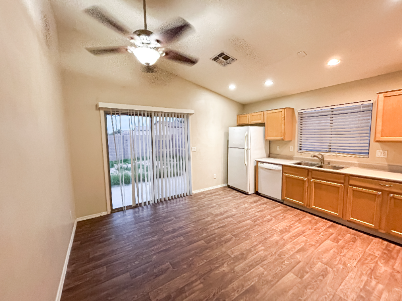 11049 E Abilene Ave - Photo 4 of 18