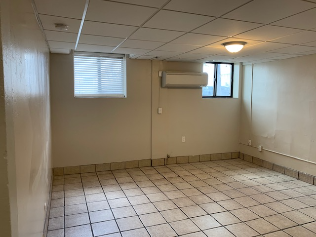 57 W Vine St #99 - Photo 4 of 8