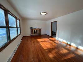 featured image of 4922 Knox Ln