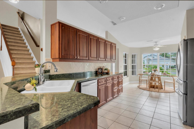 11418 Tee Time Cir - Photo 7 of 20