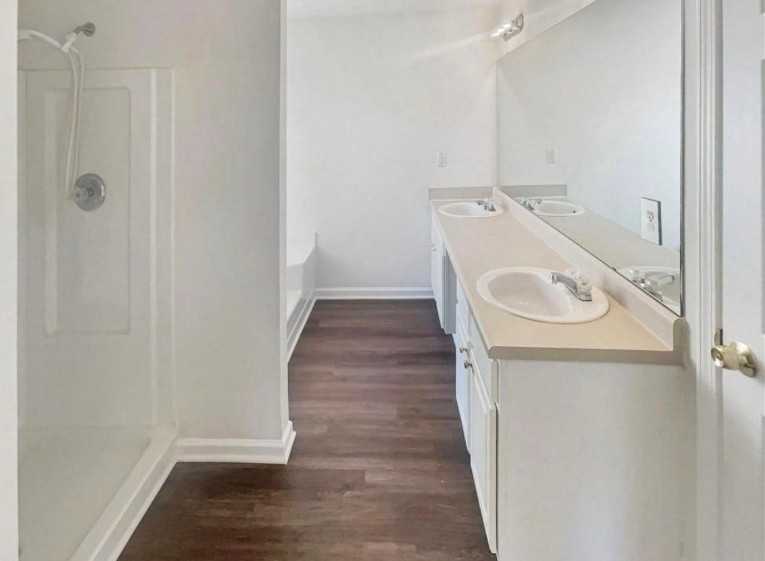 1246 Carriage Trace Cir #1 - Photo 7 of 12