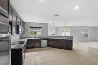 1516 Angler Ave - Photo 1 of 1