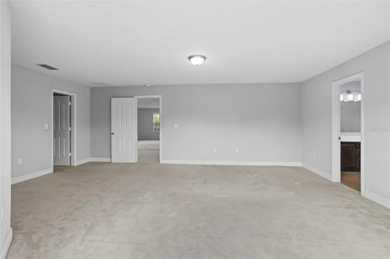 1516 Angler Ave - Photo 6 of 16