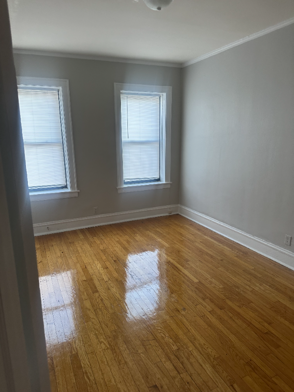 8009 S Phillips Ave #2 - Photo 5 of 13