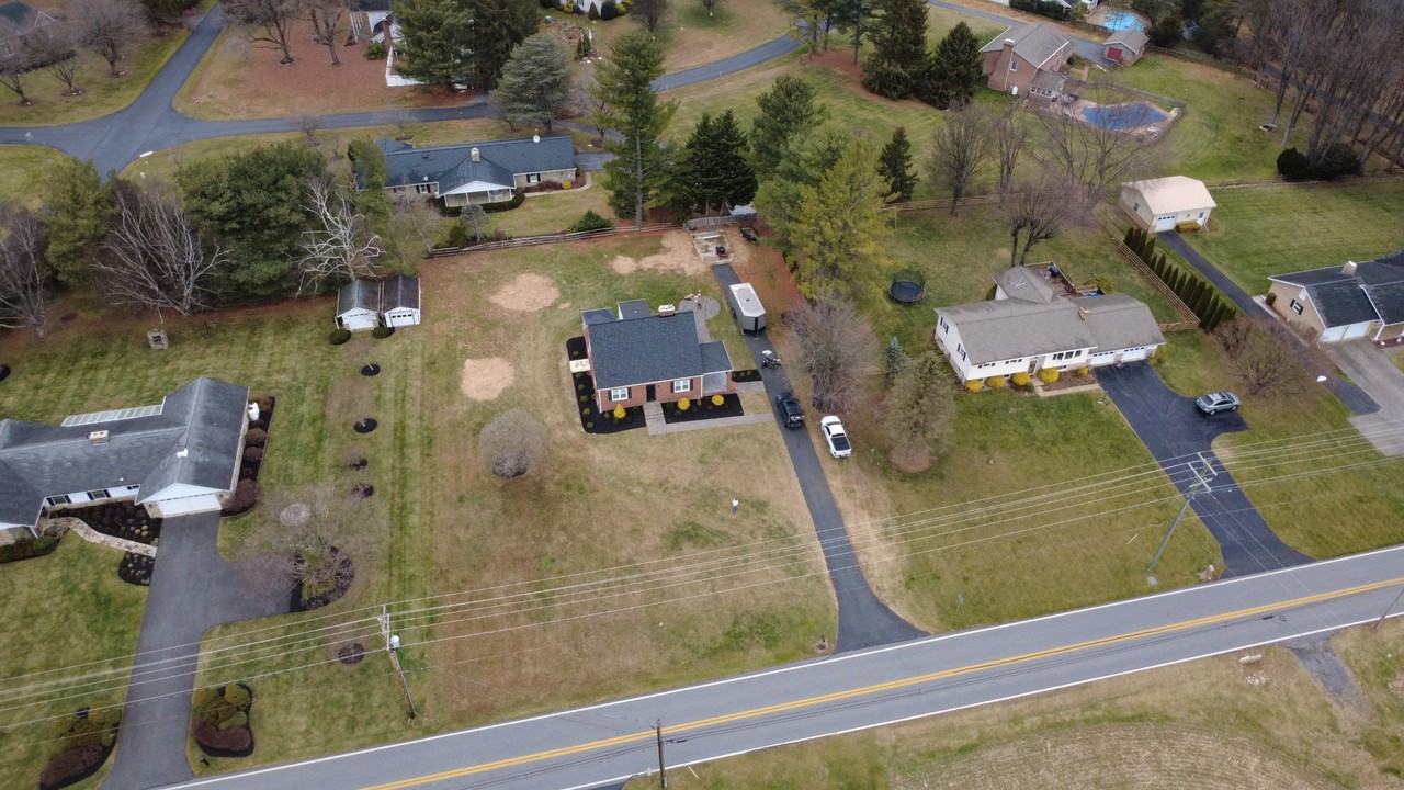 4606 Lower Beckleysville Rd - Photo 2 of 10