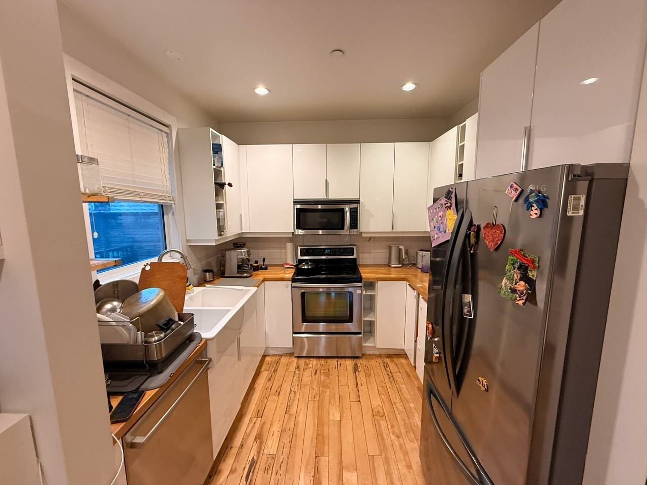 882 Gore Avenue - Photo 3 of 12