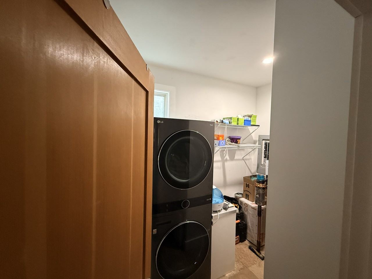 882 Gore Avenue - Photo 5 of 12