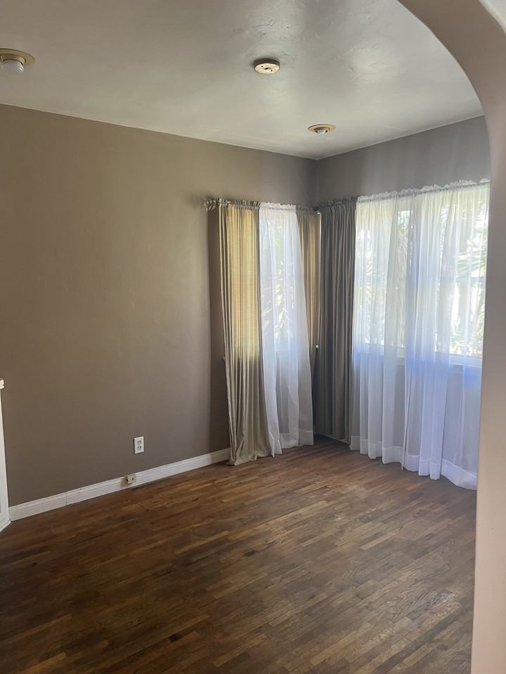 421 N Horne St #NA - Photo 5 of 8