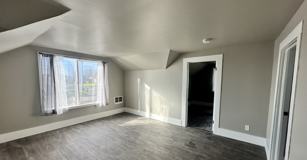 909 E 2nd St #1-2 - Photo 1 of 1