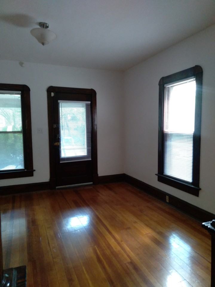 2310 E 12th St #NA - Photo 3 of 19