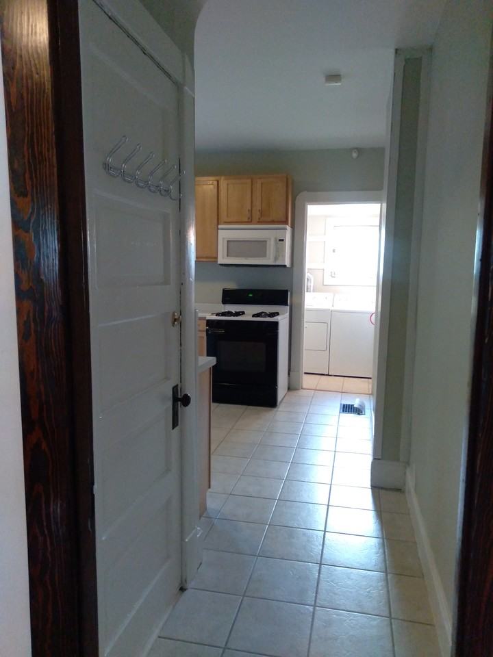 2310 E 12th St #NA - Photo 5 of 19