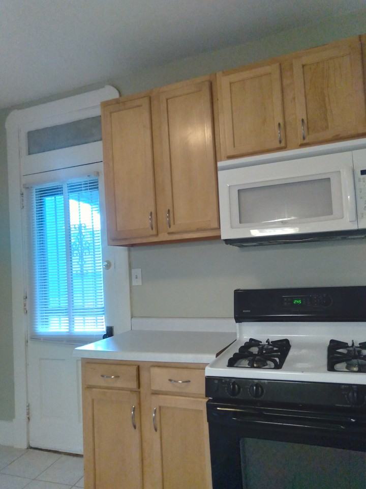 2310 E 12th St #NA - Photo 7 of 19