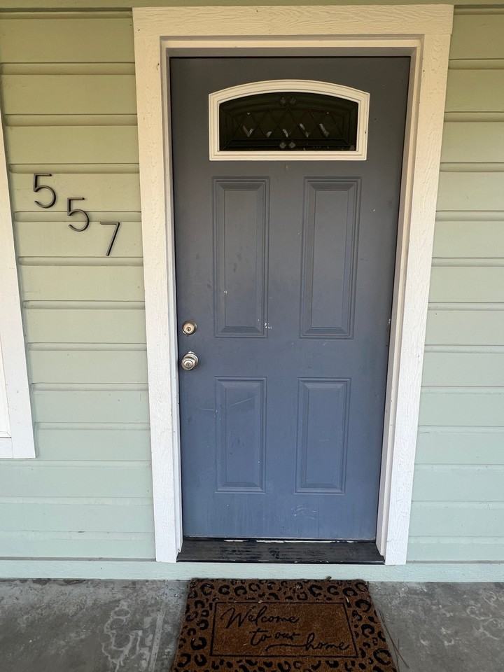 557 E Elm St #1 - Photo 2 of 16