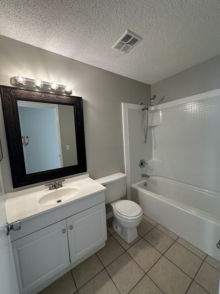 686 John Hancock Ln #C686 - Photo 7 of 12