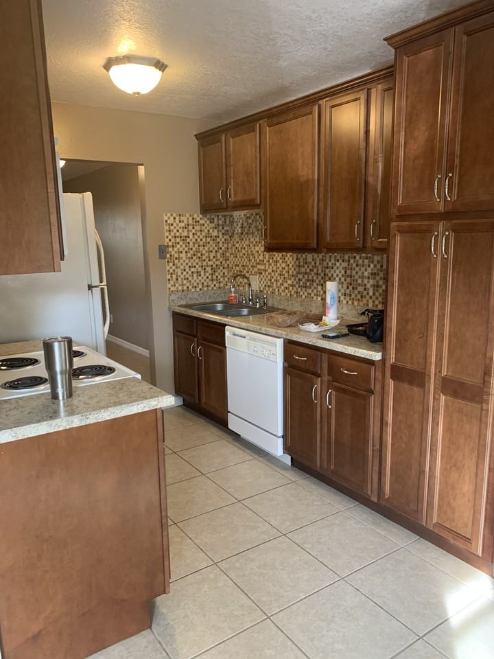 1130 Cheney Hwy - Photo 4 of 12