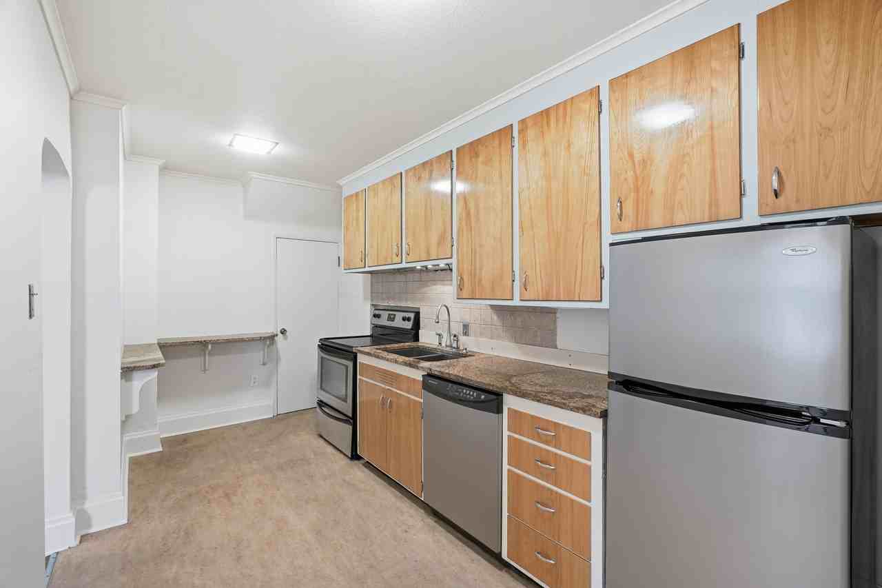 KWI - 333 East 11th Avenue - Photo 2 of 26