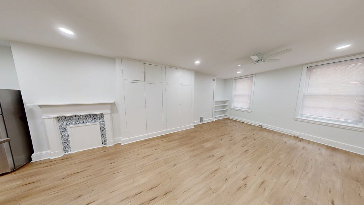 312 South 16th Street, Philadelphia, PA 19103 - Photo 4 of 9