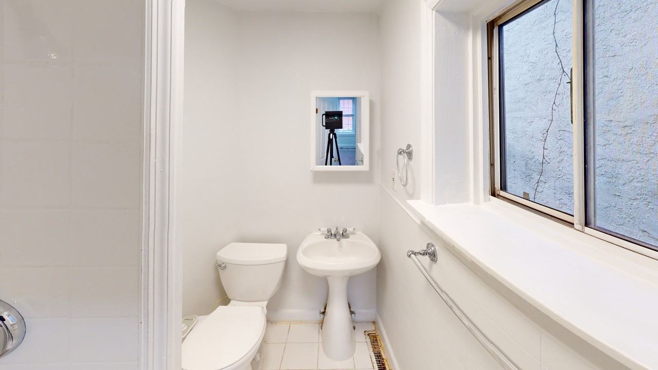 312 South 16th Street, Philadelphia, PA 19103 - Photo 7 of 9