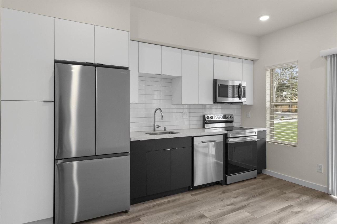 Heron Heights - Photo 4 of 48