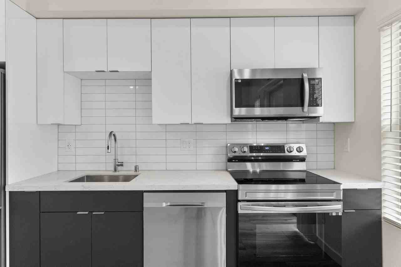 Heron Heights - Photo 5 of 48