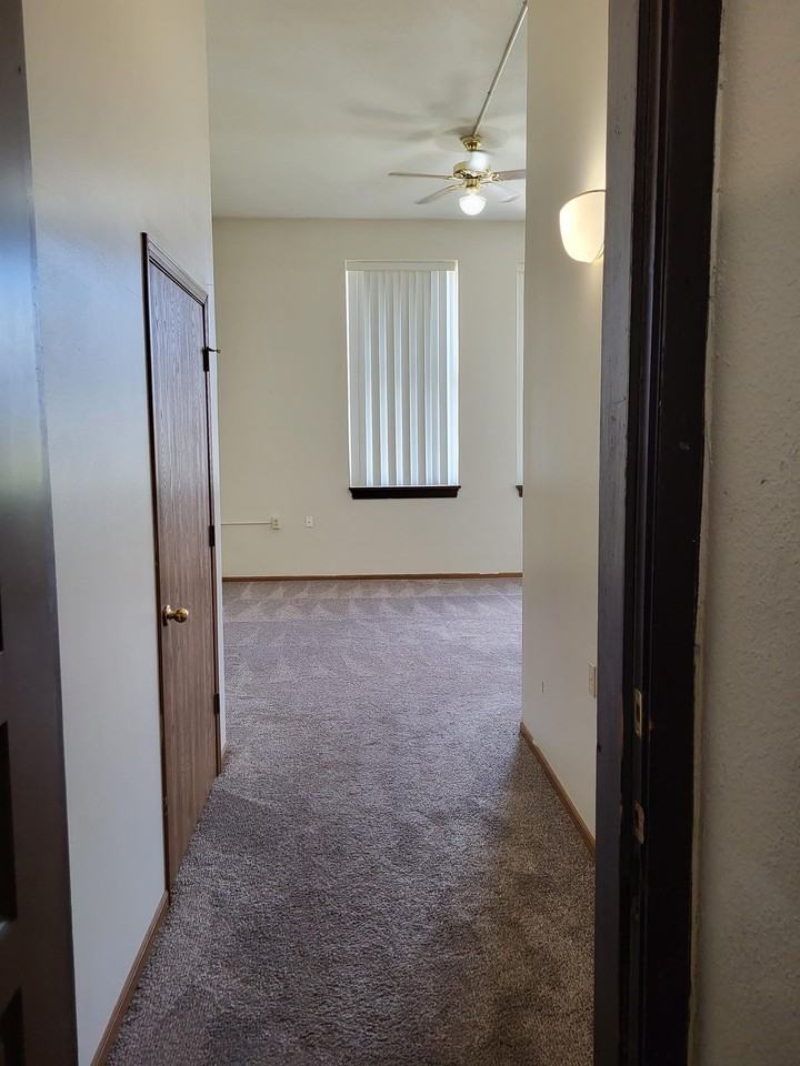 416 Sullivan Avenue - Photo 3 of 15