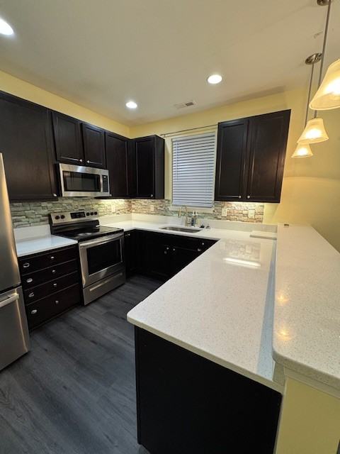 1612 Halesworth Ln #1 - Photo 6 of 19