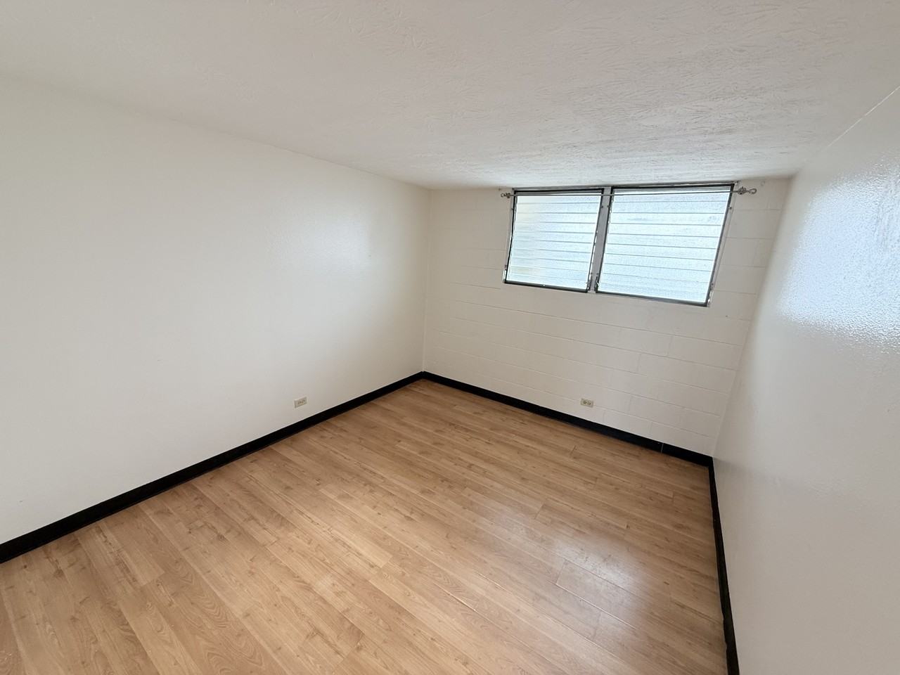 2211 Ala Wai Blvd #1 - Photo 2 of 23