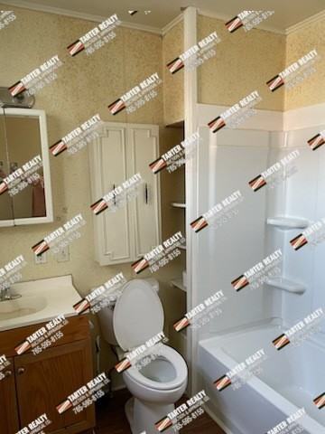 FPG 219 1/2 North East Street - Photo 5 of 7