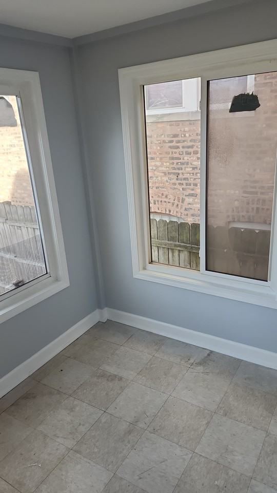 22 South Austin Boulevard - Photo 4 of 19