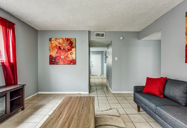 Desert Village Apartments - Photo 6 of 40