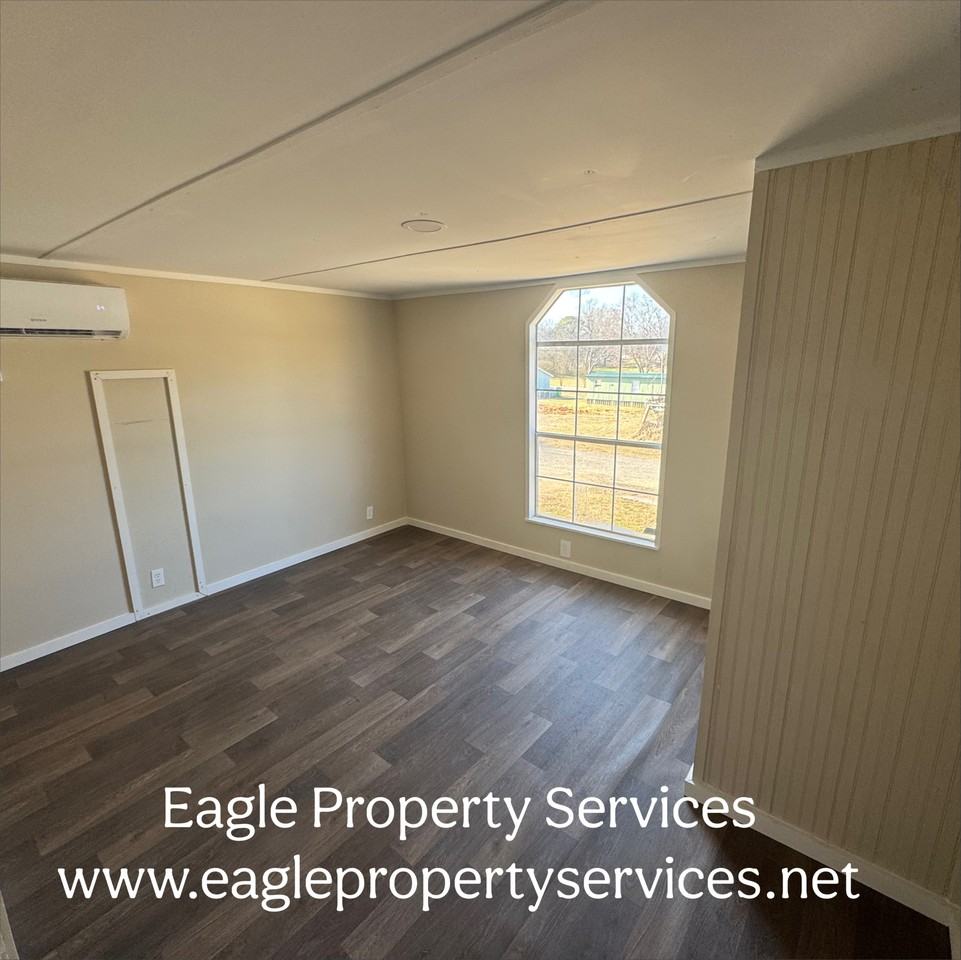 140 Springfield Drive - Photo 5 of 9