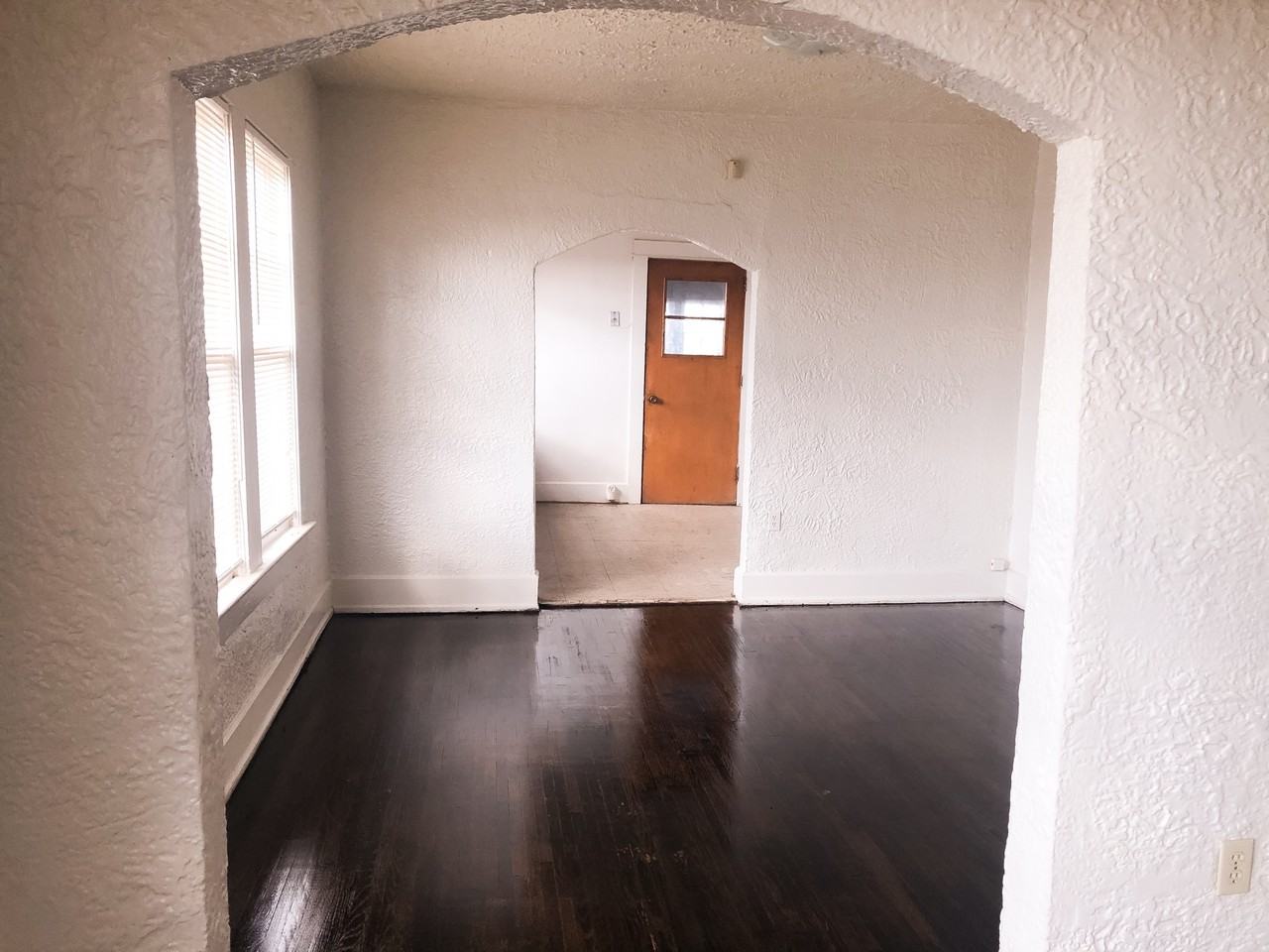 3828 39th Avenue North - Photo 2 of 29