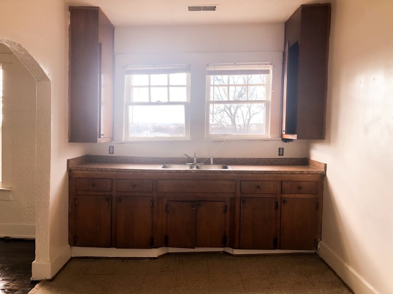 3828 39th Avenue North - Photo 6 of 29