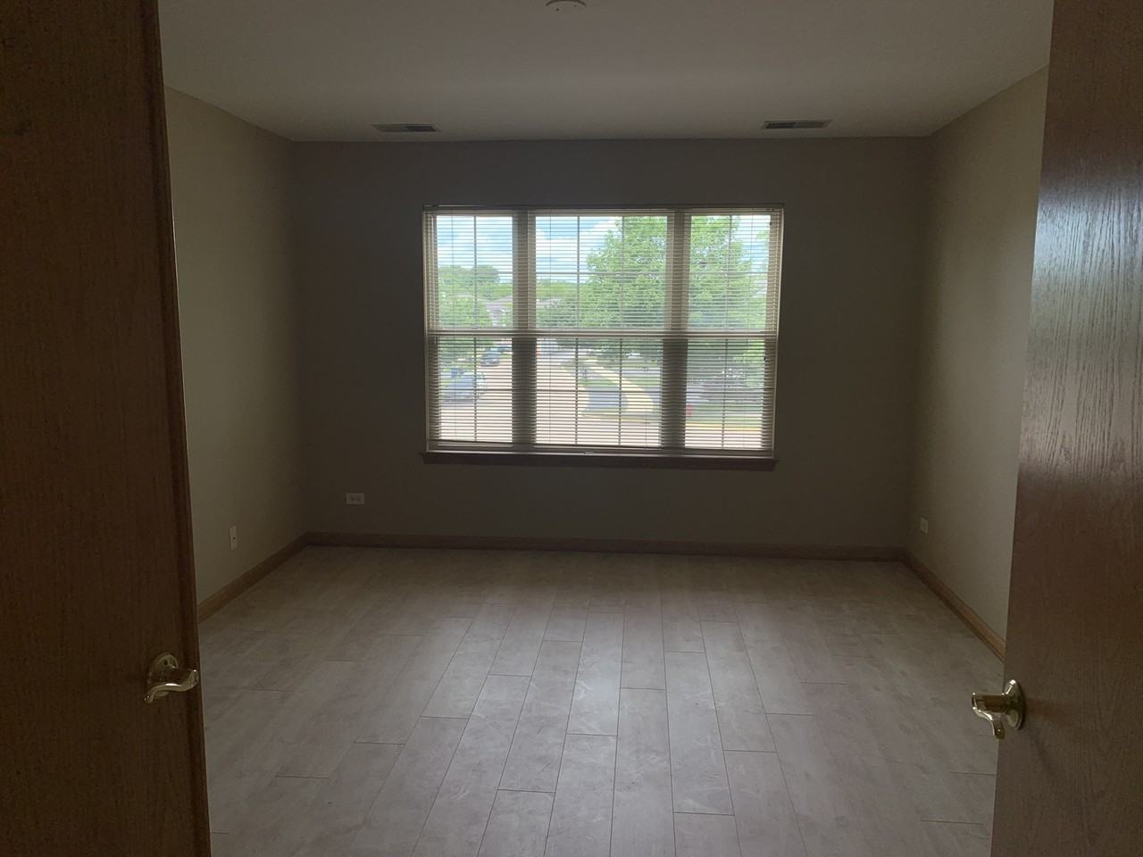 2760 Packford Lane - Photo 7 of 38