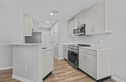 Legance - Photo 4 of 50