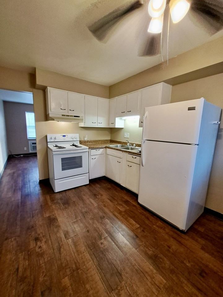 1659 Miami Chapel Road - Photo 3 of 15