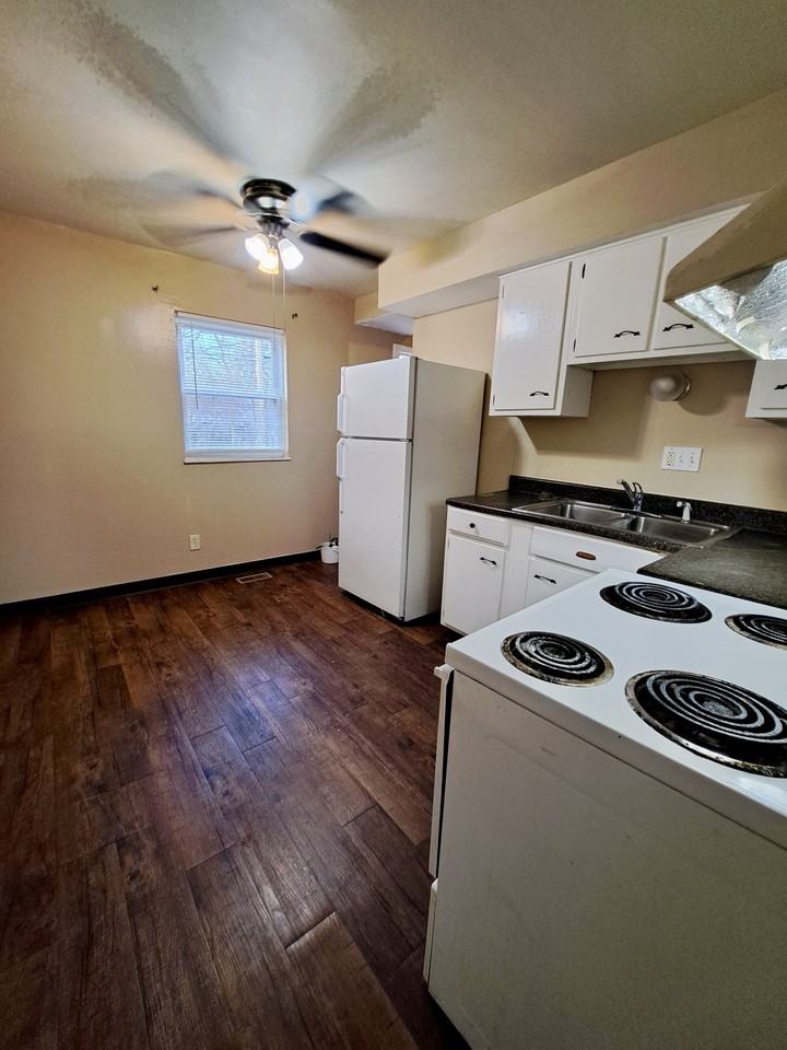 1659 Miami Chapel Road - Photo 2 of 7