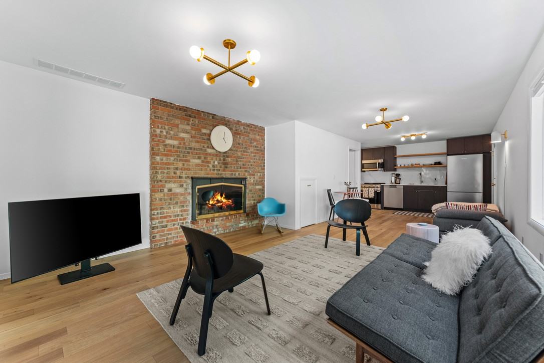 260 Nw 114th Ave #1 - Photo 3 of 10