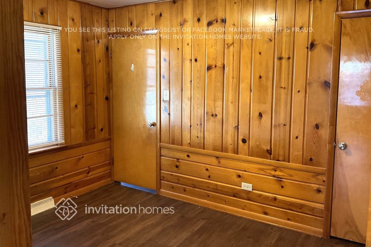 787 E 163rd Pl - Photo 6 of 14