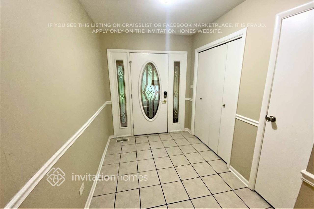 1516 Churchill Rd - Photo 2 of 17