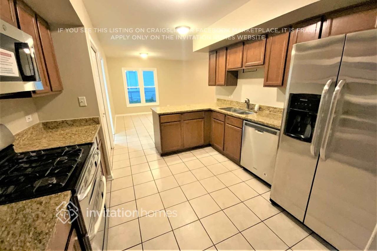 1516 Churchill Rd - Photo 6 of 17