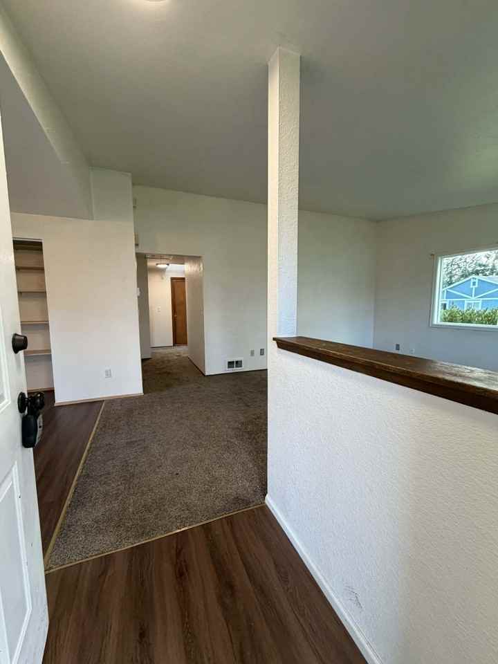 725 Edelweiss Ln Se #1 - Photo 3 of 24