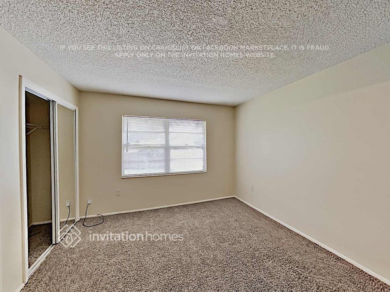 546 Lake Dexter Blvd - Photo 4 of 8