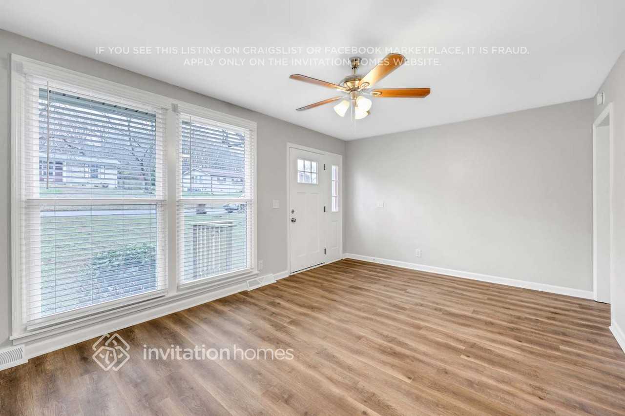 3291 Niagara Dr - Photo 7 of 26