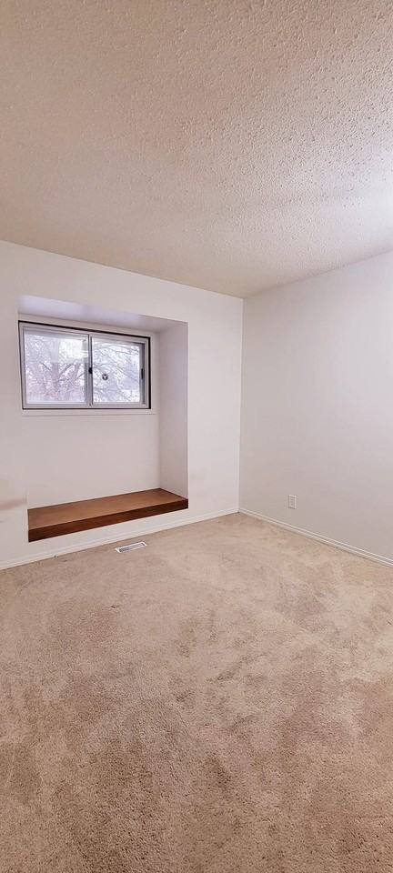 1198 Chancellor Dr #1 - Photo 7 of 14