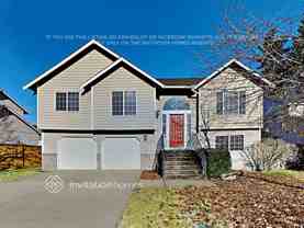 8211 186th St E - Photo 1 of 1