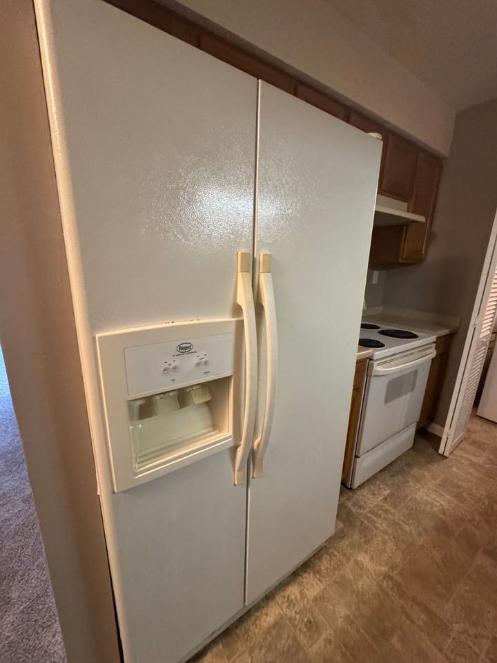 950 Forestbrook RoadUnit D8 #1 - Photo 6 of 8